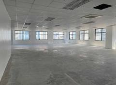 Commercial Showroom 2000 Sq.Ft. For Rent in Vishnu Garden Delhi  7824369