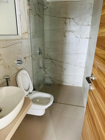 Bathroom in 2 BHK Apartment at Thapar Suburbia, Chembur – for Sale