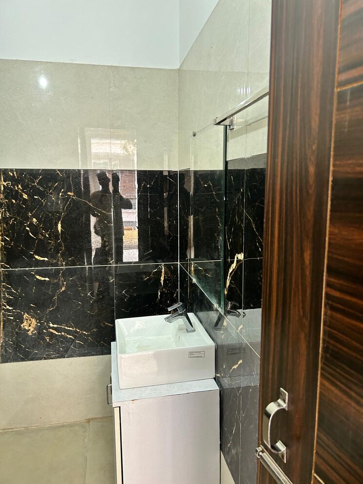 Master Bedroom, dhakoli village 3 Bedroom 900 Sq.Ft. Builder Floor In Dhakoli Village Zirakpur 7824841