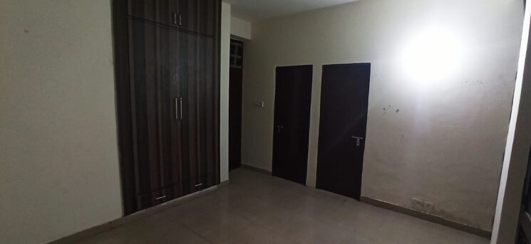 Room, vip road 3 Bedroom 1400 Sq.Ft. Apartment In Vip Road Zirakpur 7824804
