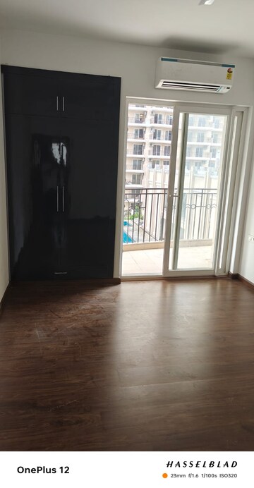 3 BHK Apartment For Rent in Sector 92