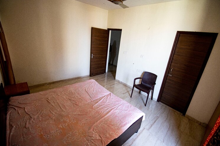 Bedroom, trishla-city 3 Bedroom 1800 Sq.Ft. Apartment In Patiala Road Zirakpur 7824994