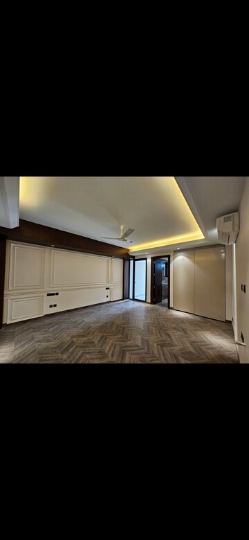 5 BHK Builder Floor For Sale in New Rajinder Nagar
