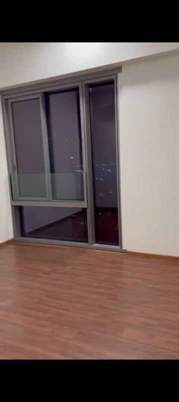 Room in 2 BHK Apartment at Piramal Mahalaxmi, Mahalaxmi – for Sale