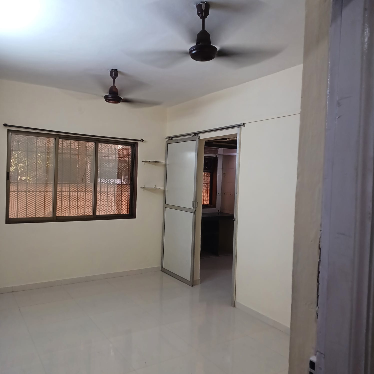 1 BHK Apartment For Rent in Tilak Nagar Building Tilak Nagar Mumbai  7825363