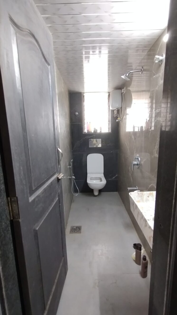 Bathroom, seva-samiti-chs 2 Bedroom 850 Sq.Ft. Apartment In Sion East Mumbai 7825555