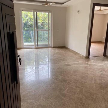 Room in 3 BHK Apartment at Smart World Gems, Sector 89 – for Sale