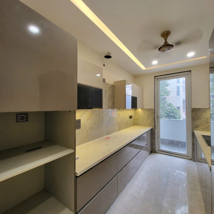 Kitchen, unitech-south-city-1 3 Bedroom 2100 Sq.Ft. Builder Floor In South City 1 Gurgaon 7826069