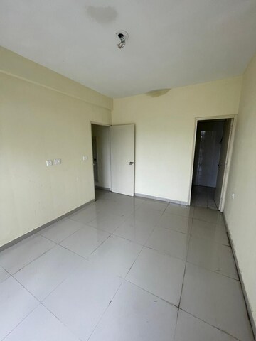 Room in 2 BHK Apartment at Pyramid Fusion Homes, Sector 70a – for Rent