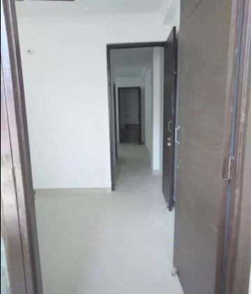 Building Lobby in 1 BHK Builder Floor at Mehrauli – for Rent