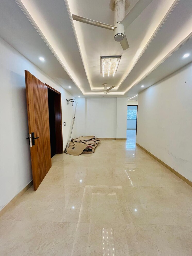 Room, ansal-api-esencia 3.5 Bedroom 251 Sq.Yd. Builder Floor In Sector 67 Gurgaon 7826574