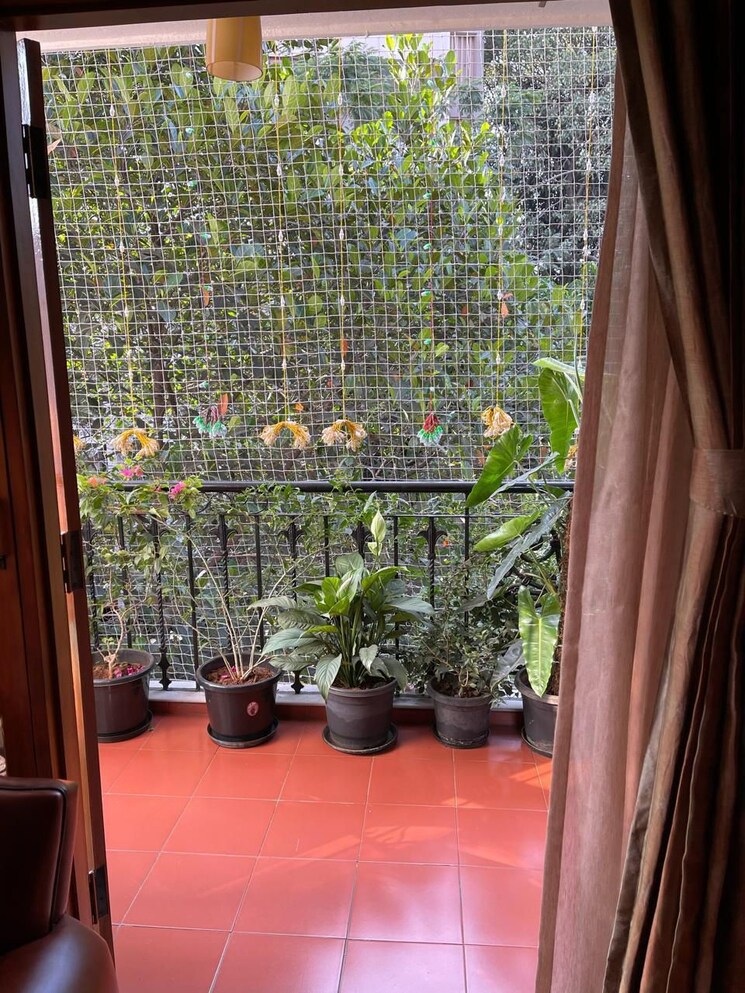 Balcony, ashok nagar 2 Bedroom 753 Sq.Ft. Apartment In Ashok Nagar Delhi 7826690