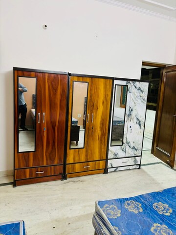 Room in  Pg at Sector 27 – for Rent