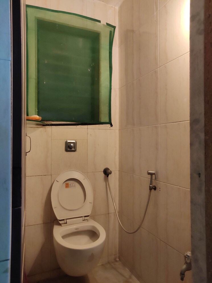 Bathroom, suyash-tower 1 Bedroom 700 Sq.Ft. Apartment In Kopar Khairane Navi Mumbai 7826952