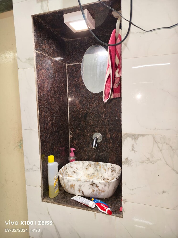 undefined, ram-niwas-dadar-east 2 Bedroom 650 Sq.Ft. Apartment In Dadar East Mumbai 7826981