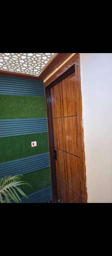 Furnished Amenities in 2 BHK Builder Floor at Sector 73 – for Sale