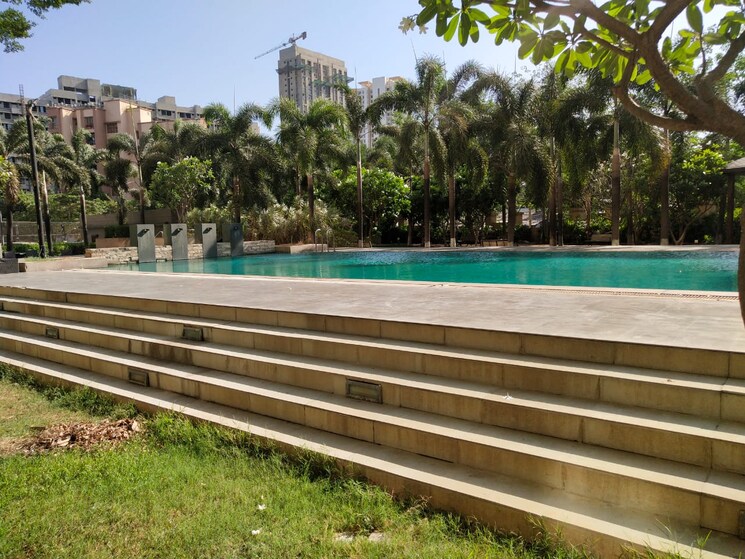 Garden, lodha-casa-royale 1 Bedroom 610 Sq.Ft. Apartment In Balkum Pada Thane 7827046