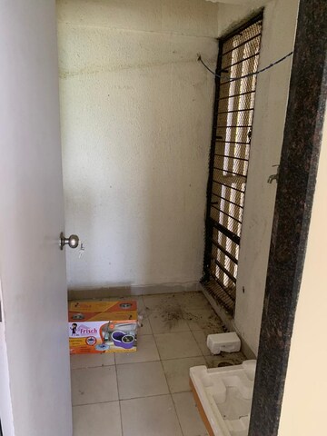  2 BHK Apartment at Unnathi Woods Phase 1 And 2, Ghodbunder Road – for Sale