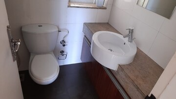 Bathroom in 2 BHK Apartment at Sheth Vasant Lawns, Laxmi Nagar – for Sale