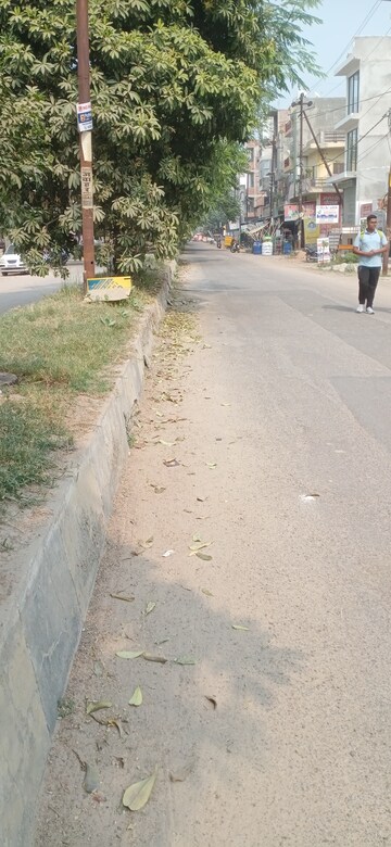 Parking in 3 BHK Independent House at Amar Shaheed Path – for Sale