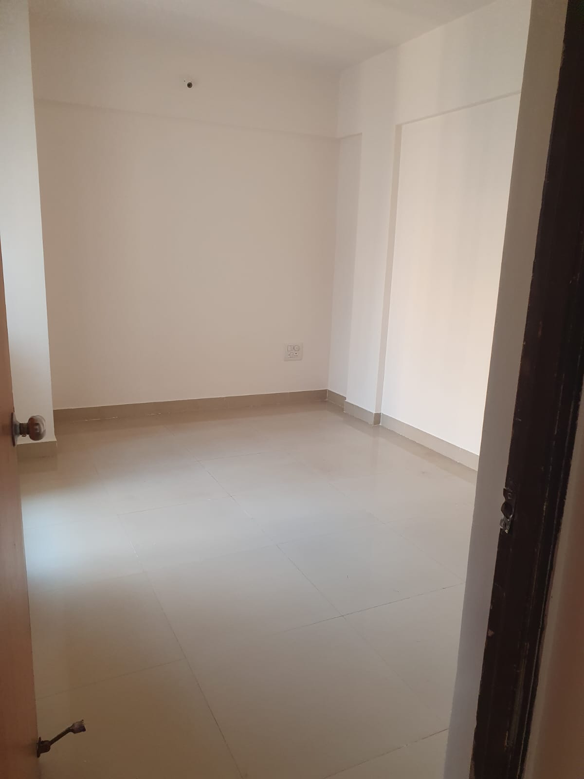 2 BHK Apartment For Sale in Everest Country Side