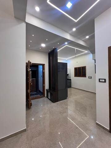 Room in 6 BHK Villa at Prestige White Meadows Villas, Whitefield – for Sale