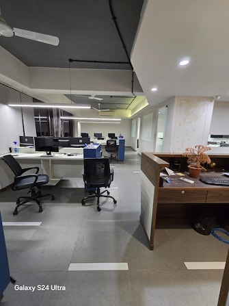 Commercial Office Space 1400 Sq.Ft. For Rent in Ajwa Road Vadodara  7827242