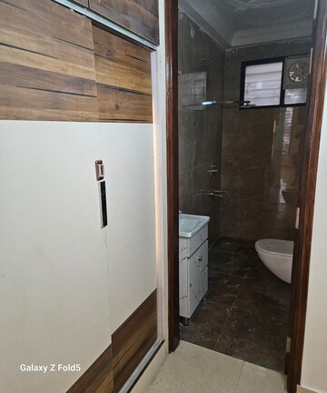 Kitchen in 3 BHK Builder Floor at Sector 28 – for Sale