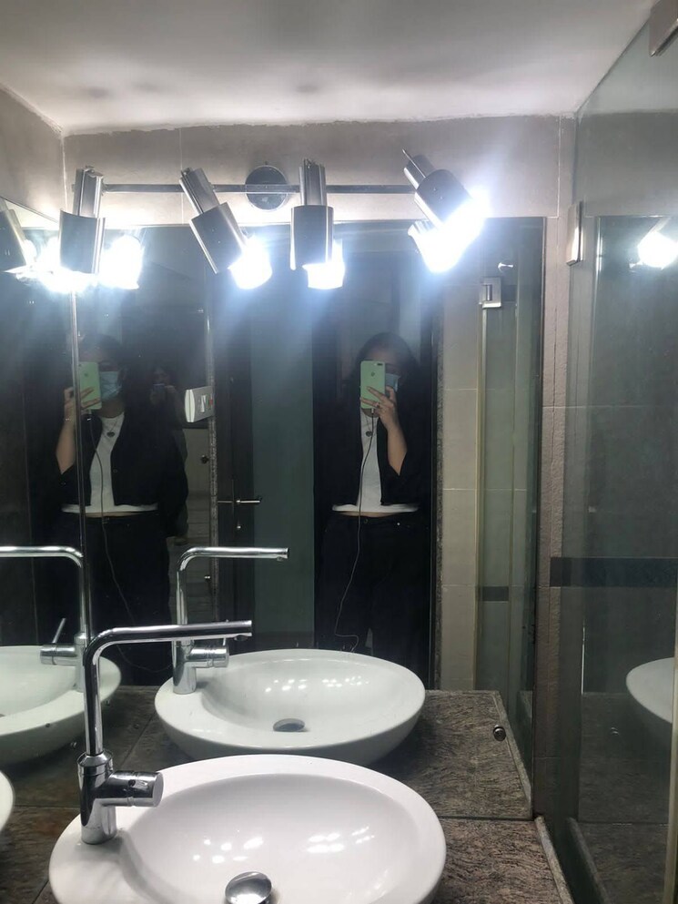 Team Area, pr-hira 2 Bedroom 1250 Sq.Ft. Apartment In Khar West Mumbai 7827415