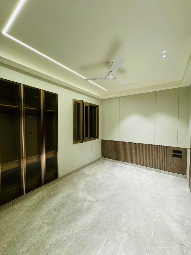 Room, unitech-south-city-ii 4 Bedroom 360 Sq.Yd. Builder Floor In Sector 50 Gurgaon 7827473