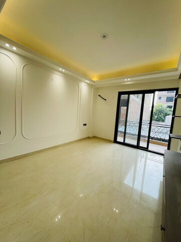 Room in 4 BHK Builder Floor at Ansal API Esencia, Sector 67 – for Sale