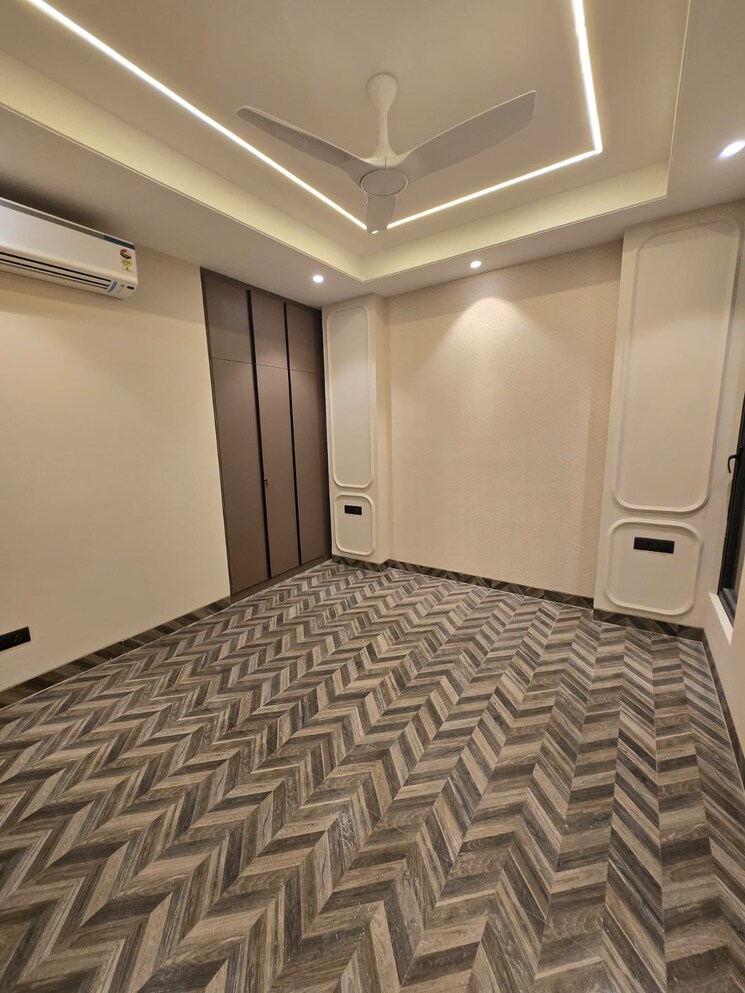 Bedroom, ansal-api-esencia 4 Bedroom 300 Sq.Yd. Builder Floor In Sector 67 Gurgaon 7827480