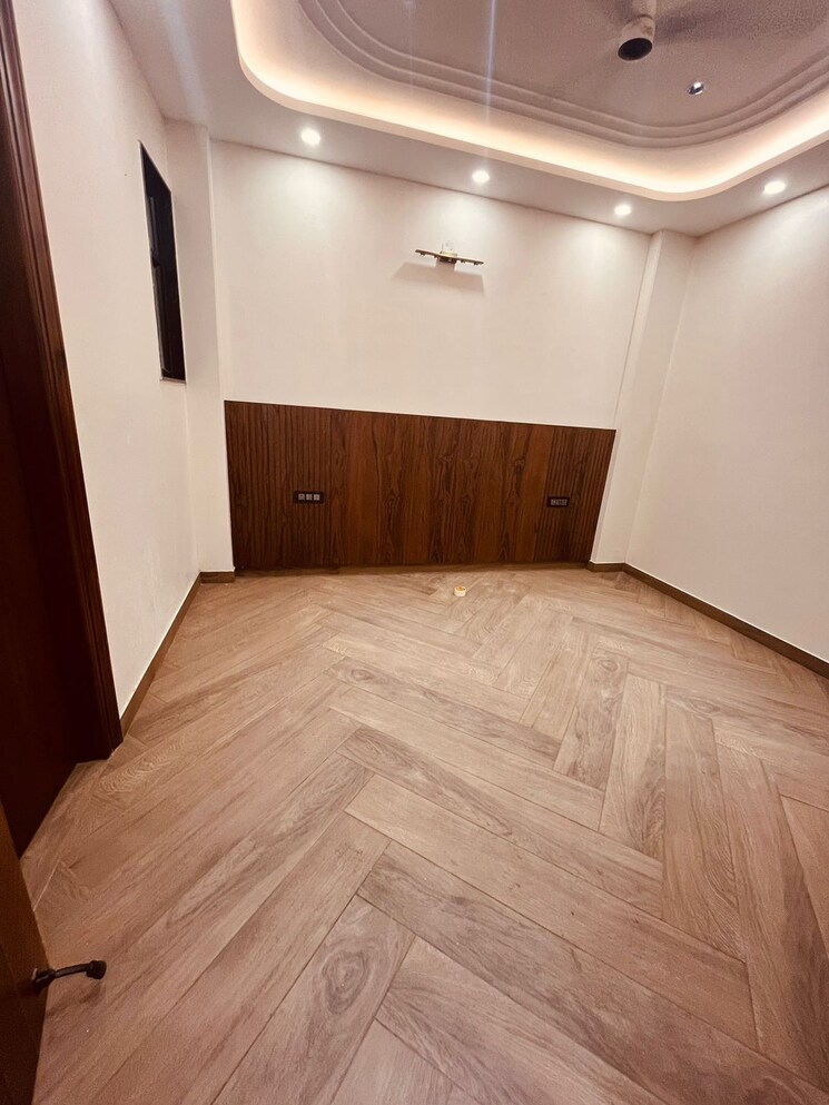 Bedroom, bptp-astaire-gardens 4 Bedroom 300 Sq.Yd. Builder Floor In Sector 70a Gurgaon 7827498