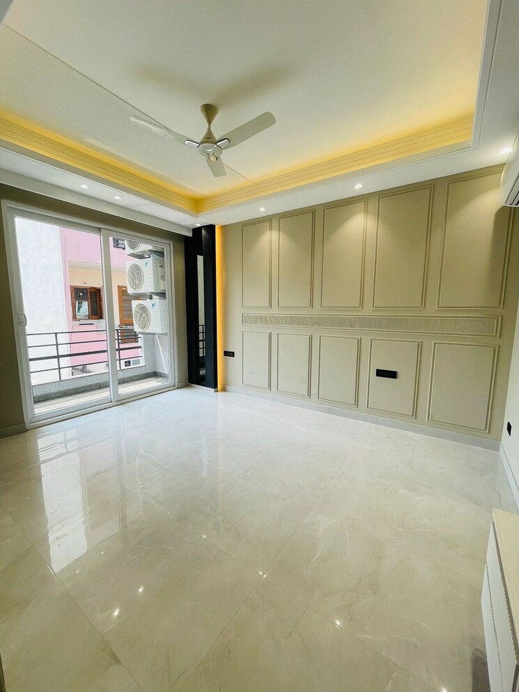 Room, bptp-astaire-gardens 4 Bedroom 270 Sq.Yd. Builder Floor In Sector 70a Gurgaon 7827501