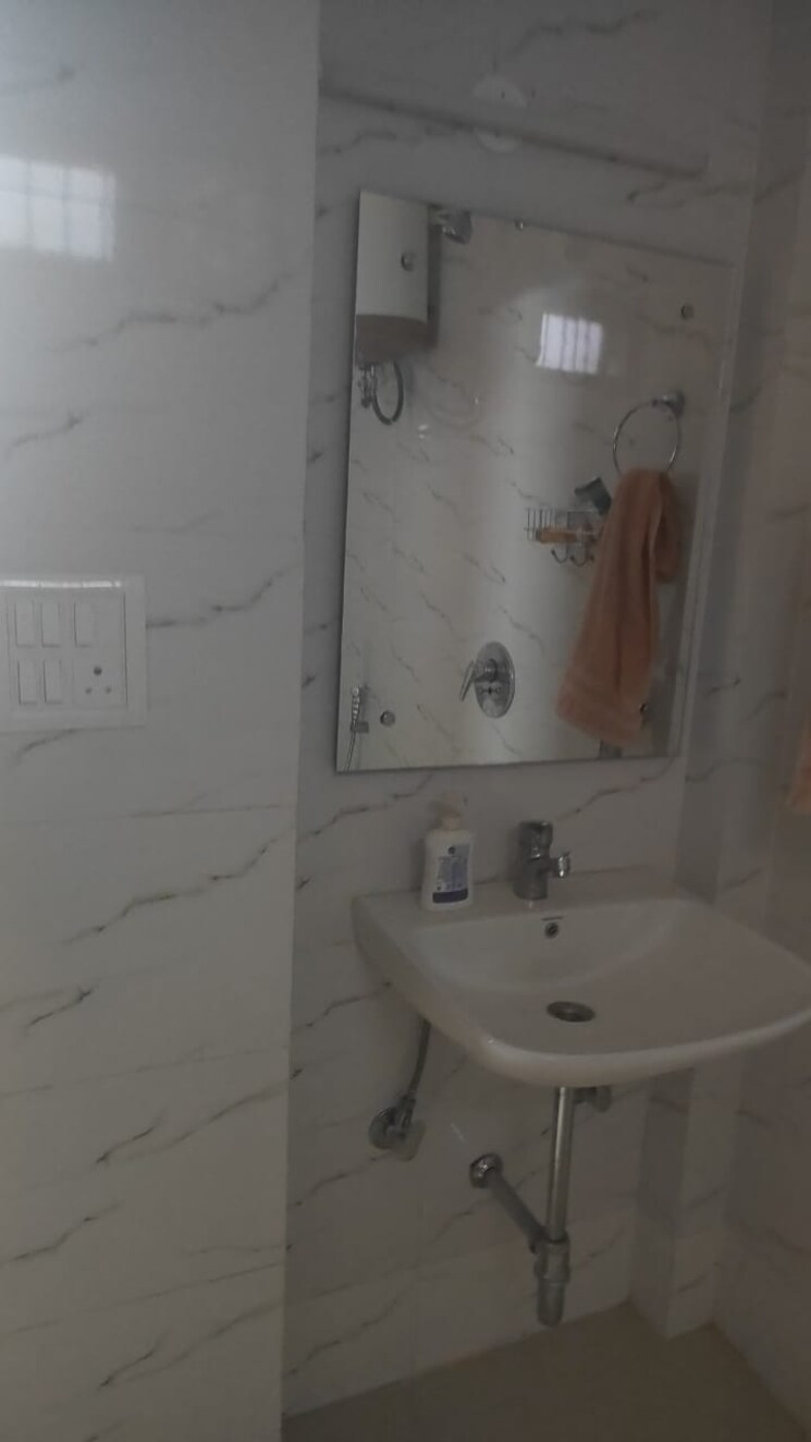 Bathroom, sector 40 1 Bedroom 550 Sq.Ft. Builder Floor In Sector 40 Gurgaon 7827526