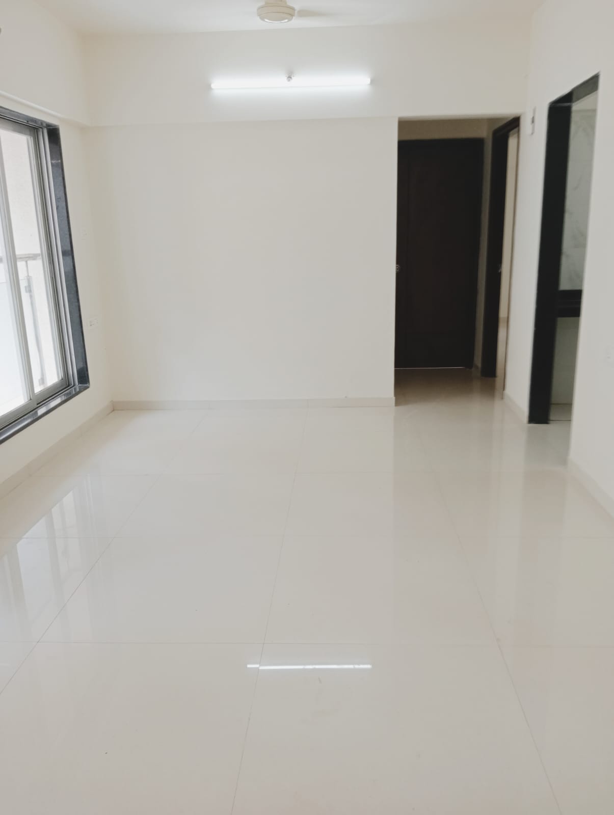 2 BHK + Pooja Room Apartment For Sale in Goregaon West View CHS