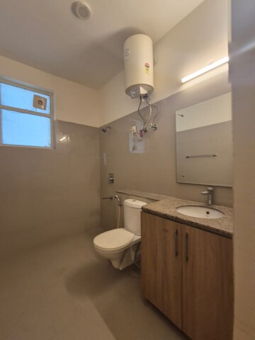 Bathroom in 4 BHK Apartment at DLF Westend Heights, Sector 53 – for Sale