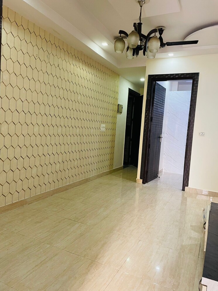 Room, vasundhara sector 5 3 Bedroom 1050 Sq.Ft. Builder Floor In Vasundhara Sector 5 Ghaziabad 7827992