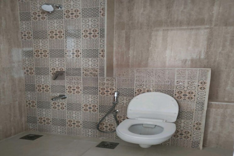 Bathroom, lodha-primo 4 Bedroom 1100 Sq.Ft. Apartment In Parel Mumbai 7828114