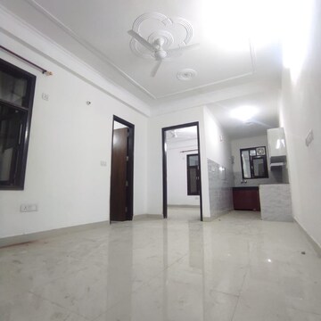 2 BHK Builder Floor For Rent in Chattarpur