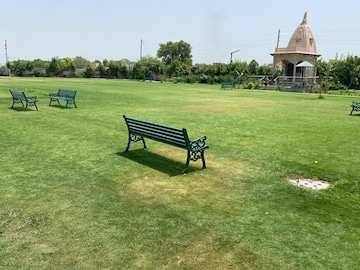 Parking in 1 BHK Apartment at AVL 36 Gurgaon, Sector 36 – for Sale