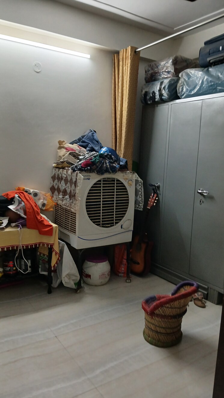 Room, abul fazal enclave part 1 3 Bedroom 900 Sq.Ft. Apartment In Abul Fazal Enclave Part 1 Delhi 7828351