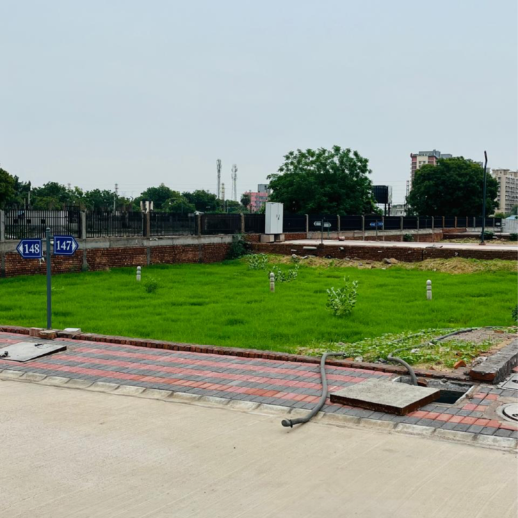 Garden, orris-aanandam-ora  120 Sq.Yd. Plot In Sector 93 Gurgaon 7828396