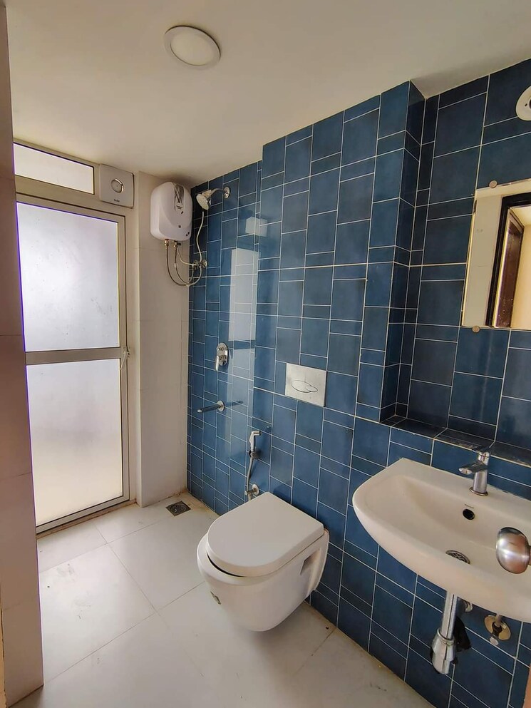 Bathroom, gurukrupa-guru-atman 2 Bedroom 970 Sq.Ft. Apartment In Kalyan West Thane 7828384