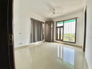 3 BHK Builder Floor For Rent in Chattarpur