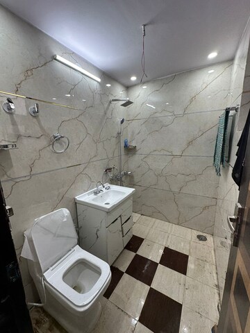 Bathroom in 2 BHK Apartment at Klj Platinum Heights, Sector 77 – for Sale