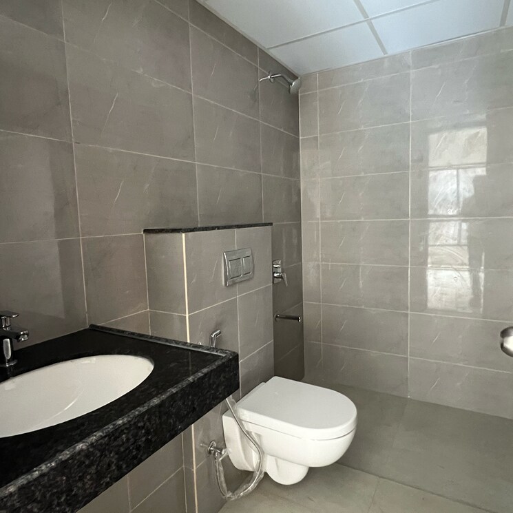 Bathroom, shapoorji-pallonji-sensorium 2 Bedroom 654 Sq.Ft. Apartment In Bhoirwadi Pune 7828670
