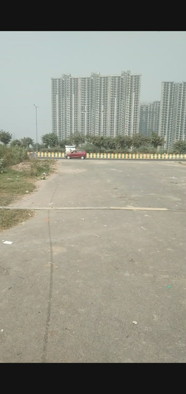 Exterior View, horizon-iridia  92 Sq.Yd. Plot In Sector 86 Noida 7828744