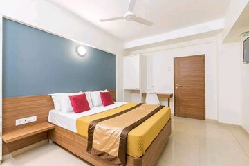 Bedroom in 5 BHK Apartment at Runwal Elegante, Andheri West – for Sale