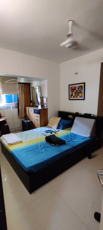 Bedroom in 2 BHK Apartment at Santacruz West – for Sale